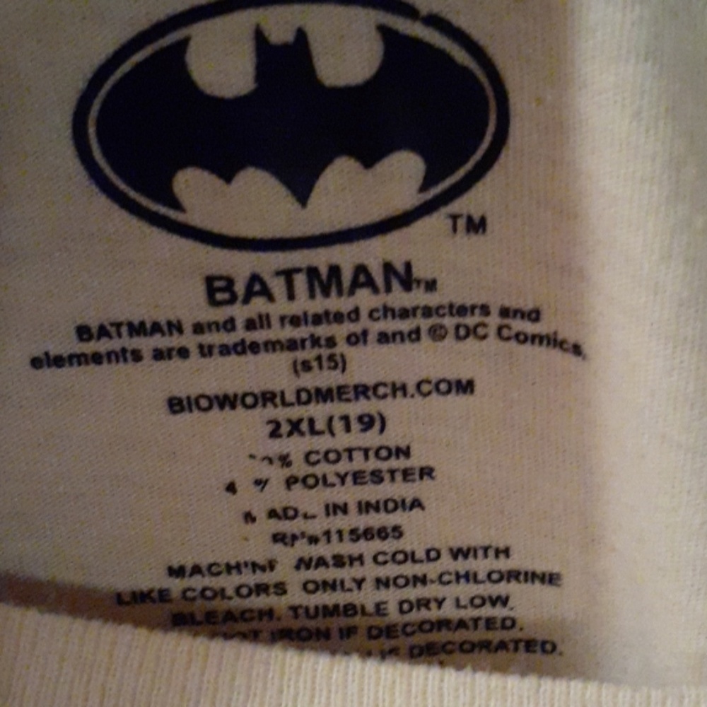Tshirt - Picture 2 of 3